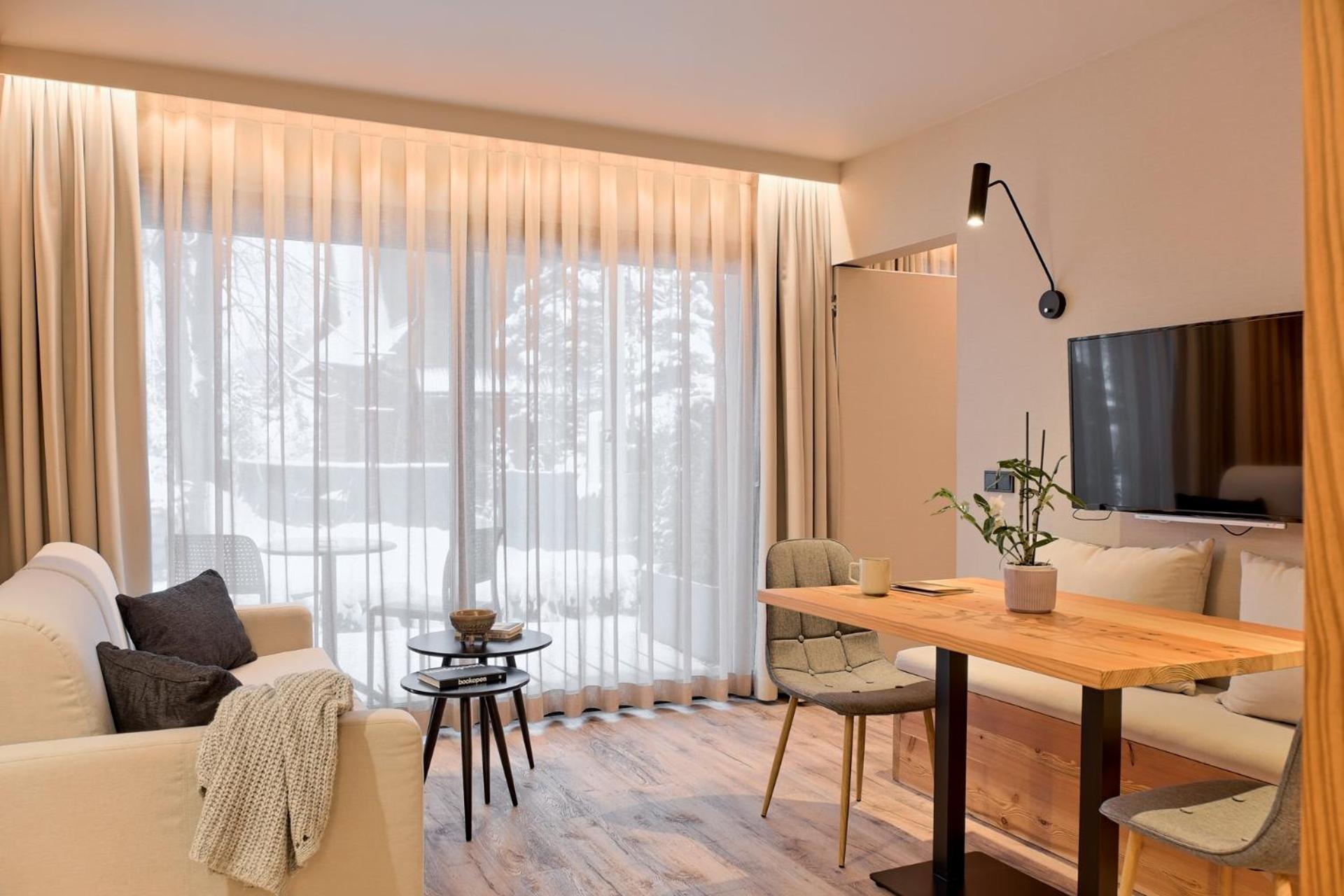 Harda House Friends & Hotel apartamentowy Zakopane